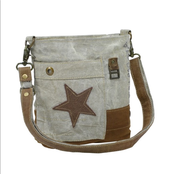 Myra Bag- Leather Star Crossbody - Picture 3 of 12